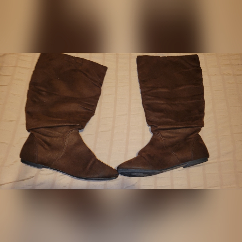 American Eagle by Payless Brown Ankle Boots